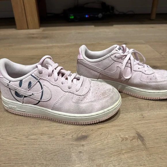 Nike Kids Light Pink Sneakers - Picture 2 of 2